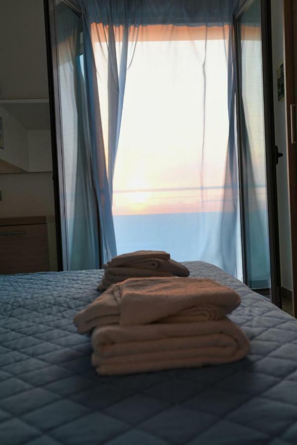 Hotel Etoile Rimini Luaran gambar
