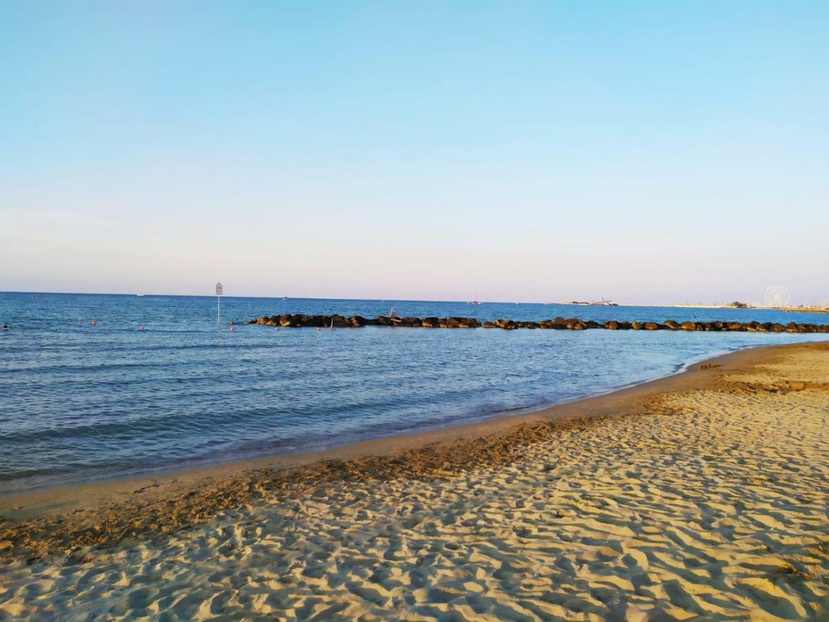 Hotel Etoile Rimini Luaran gambar