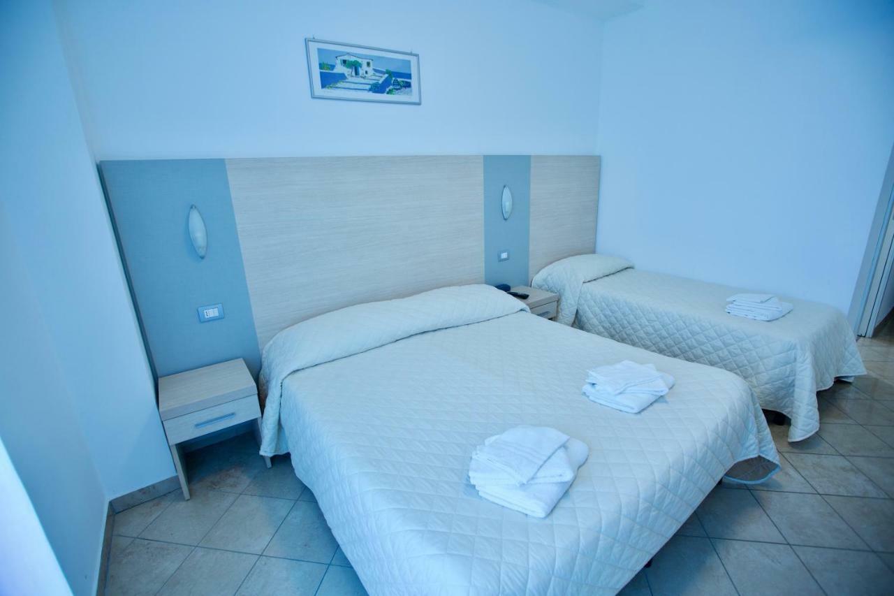 Hotel Etoile Rimini Luaran gambar